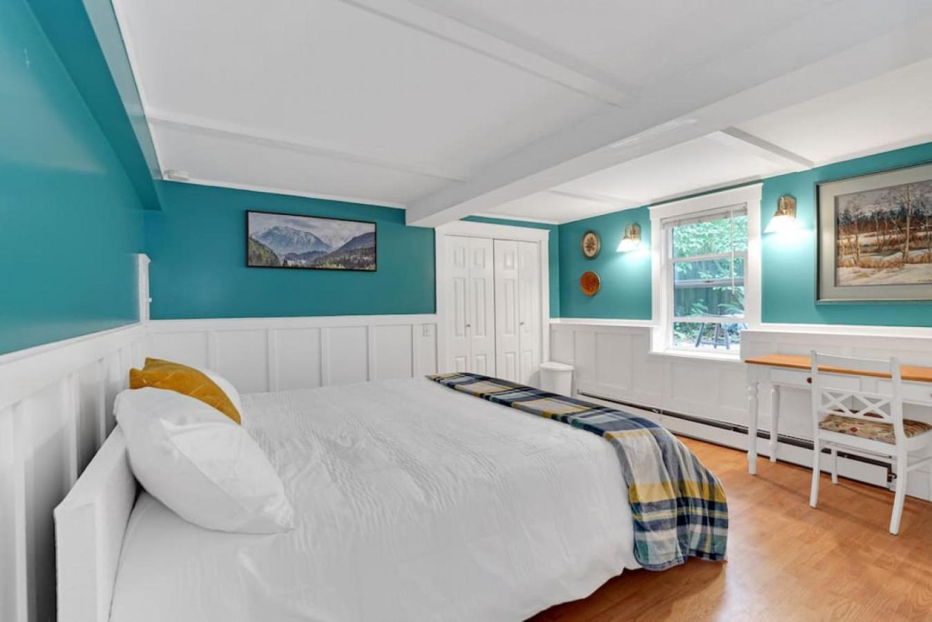 Artsy Private Guest Suite With Outdoor Saloon Vancouver Exteriör bild