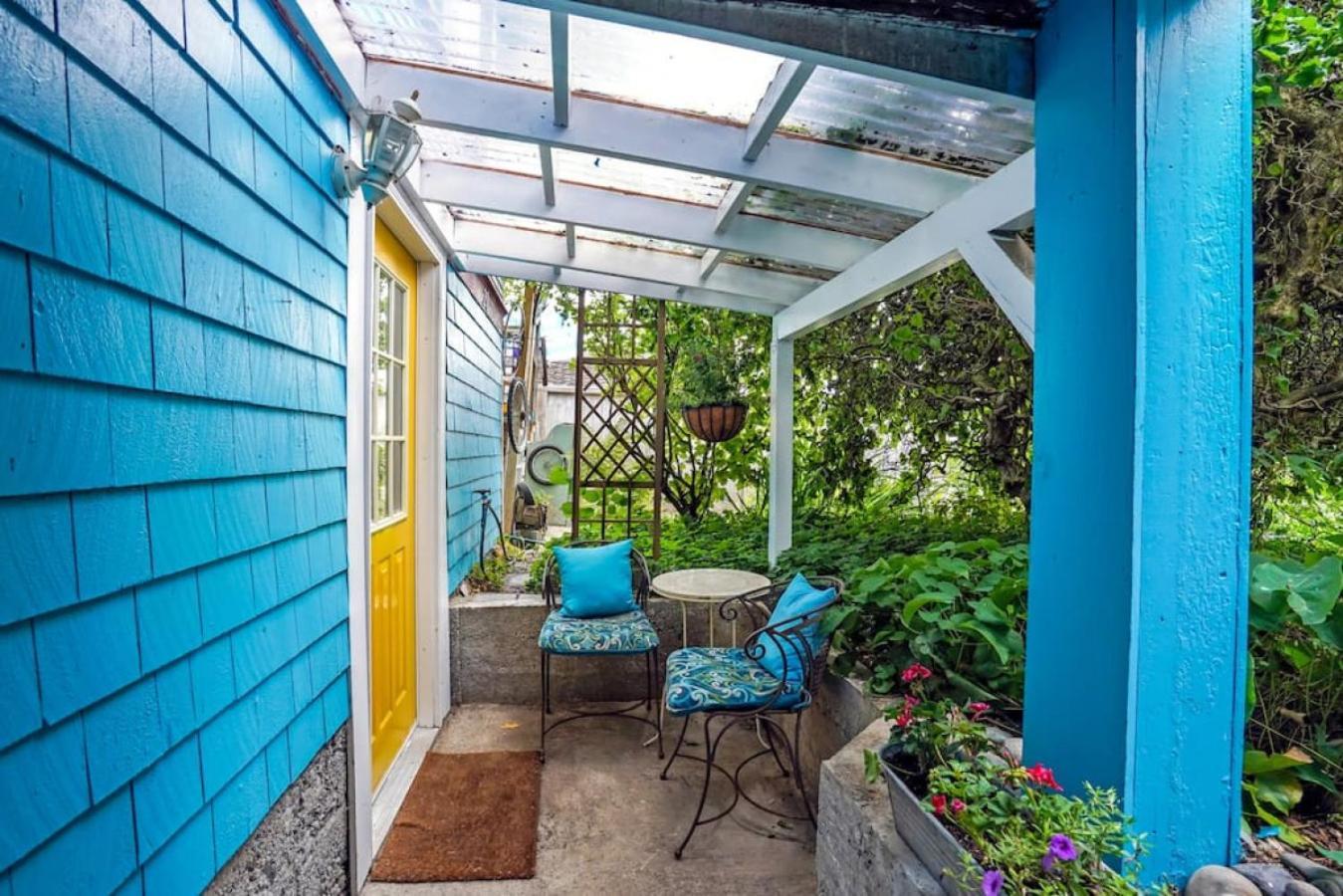 Artsy Private Guest Suite With Outdoor Saloon Vancouver Exteriör bild