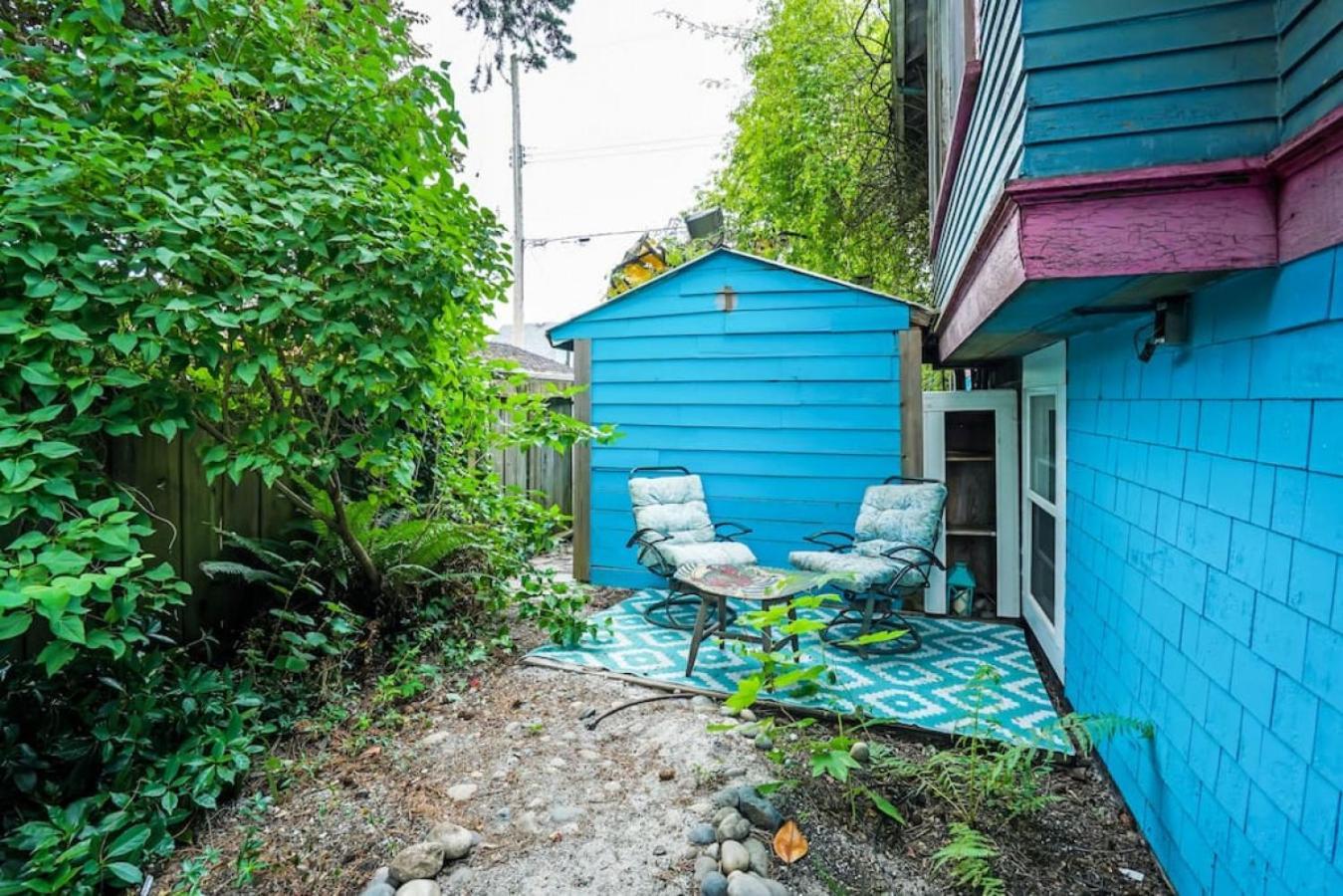 Artsy Private Guest Suite With Outdoor Saloon Vancouver Exteriör bild